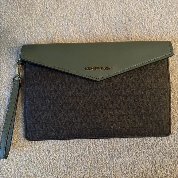 Michael Kors Maise 3 piece set - Picture 4 of 4